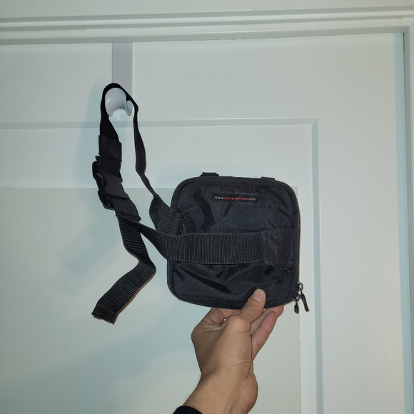 Vintage roots fannypack bag - Picture 6 of 9